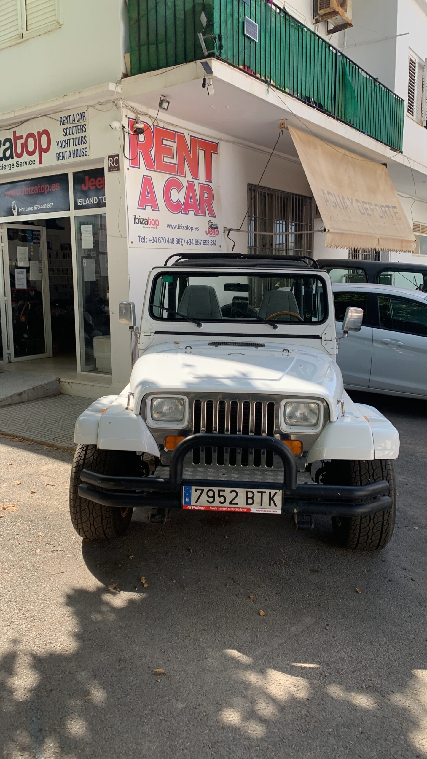 FB2B3AE9-1334-42AF-BA8B-5FBCFD08B7CB vehiculo