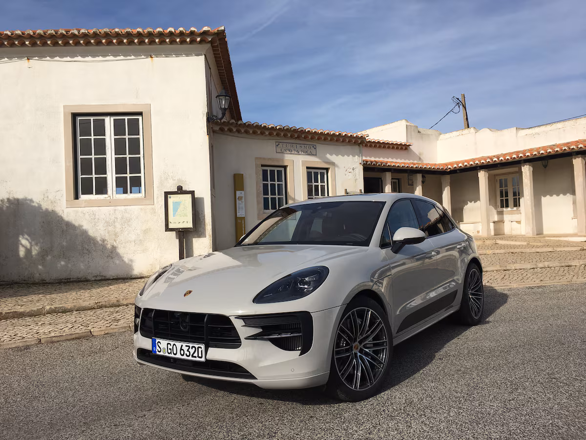 RI7WO2E2TFHRRAXWJ4LSLKHXLY vehiculo