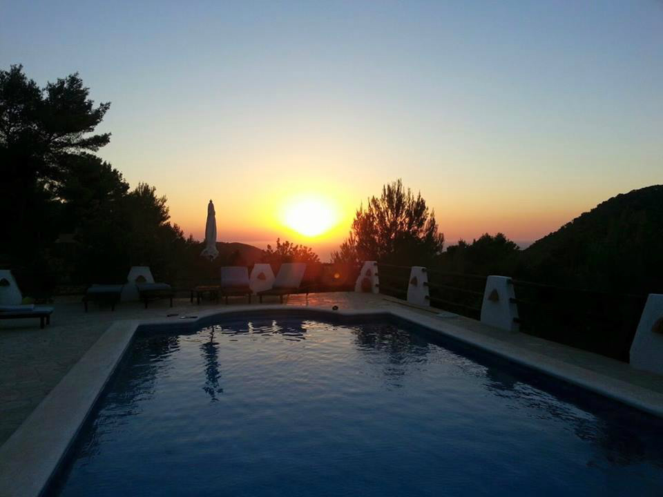 i282037939651760349._szw1280h1280_ casa